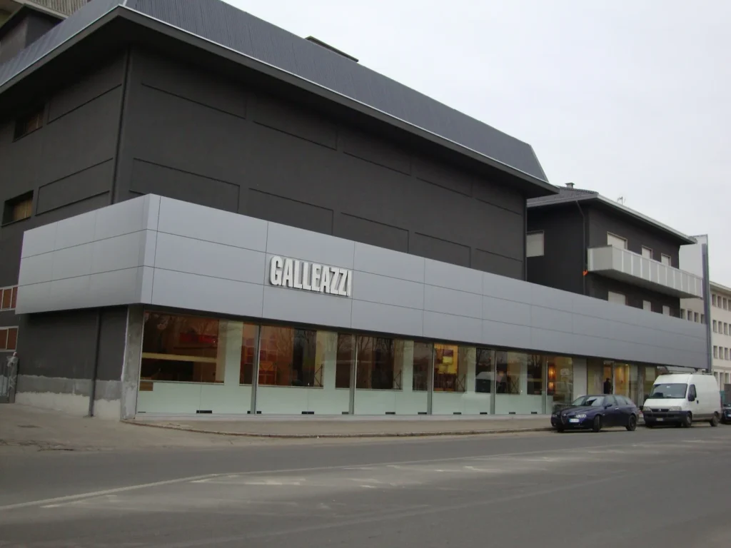 rivestimento facciata commerciale