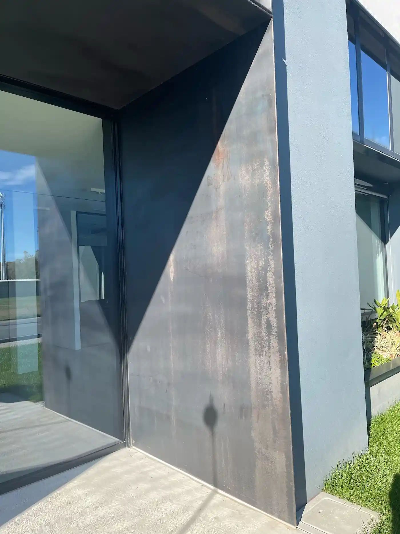 rivestimento ingresso lawer